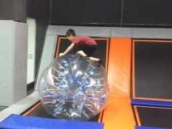 -蹦贝运动中心·蹦床·攀岩·闯关(龙岗店)