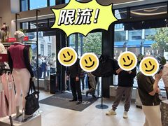 -lululemon(比斯特购物村店)