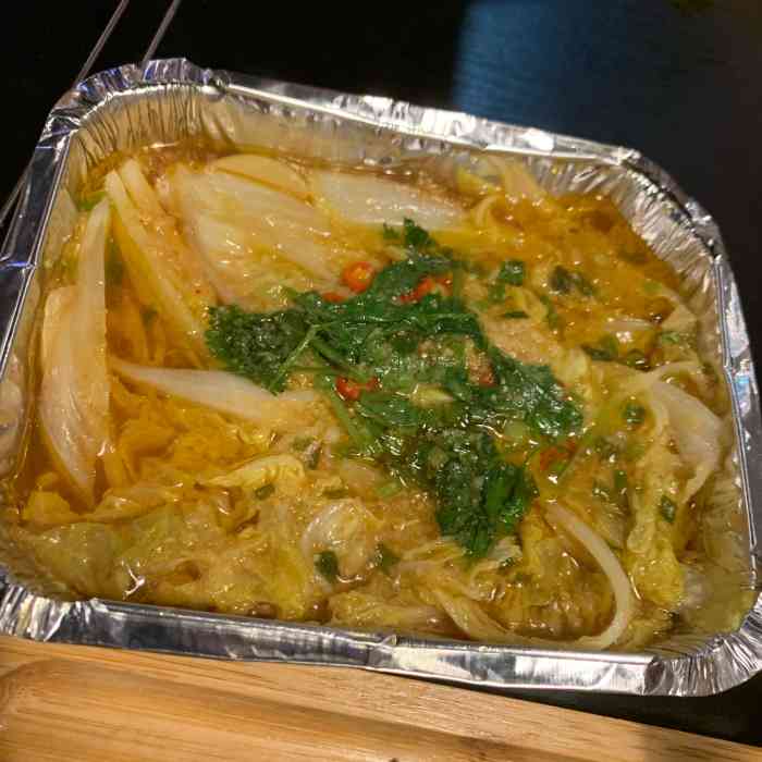 孙大圣の酒馆-"晚上试了这一家烧烤 人不是很多,在观前街.