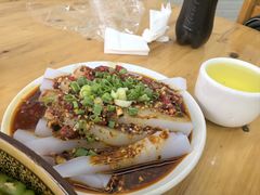 -一品红烧鸭特色川菜(三岔湖店)