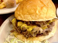 芝士蘑菇烤牛肉三明治-Al Salam莫的三明治