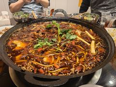 -鸿顺老铁锅美蛙鱼府(解放碑店)