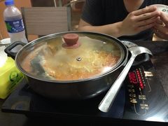 酸汤鱼-弘烨 贵州酸汤 鱼火锅(东财店)