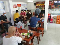 大堂-宝瑞门钉肉饼店
