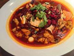 -川流不息·地道川菜·小龙虾(松东路店)