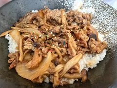 -吉野家(秀谷店)