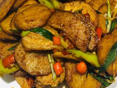 干锅土豆片-川人百味(亿合城店)