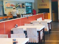 大堂-小六汤包砂煲菜(文景路店)