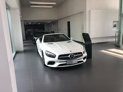 -杭州中升之星奔驰4S店(滨江店)