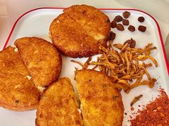 -毛辣果·贵州红酸汤牛肉火锅(西单店)
