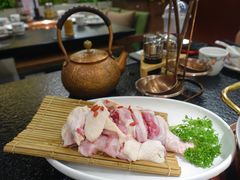 -得意咚瓜·顺德鱼生·冬瓜火锅(深圳首店)