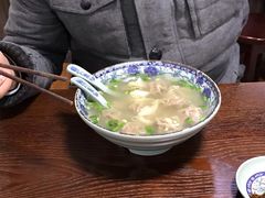 -老新隆牛肉锅贴(新街口店)