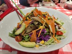 三文鱼牛油果沙拉-辣小鲜·南昌大排档(船山路店)