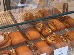 -VERIE BAKEHOUSE