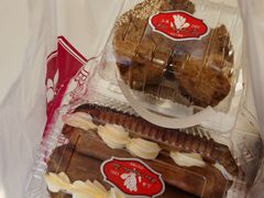 -白玉兰食品甜凤店(合生汇店)