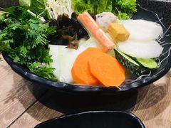 -呷哺呷哺(新世界百货望京店)