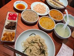 -裕兴记•蟹黄面馆(人民广场店)