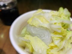 焯白菜粉丝-老爆肚满五香烧牛羊肉