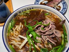 -镇南锅盖面馆(解放路店)