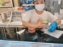 -花花卷卷·鲜食蛋糕(静安久光百货店)