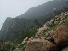 -尧山大峡谷漂流