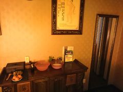 -莱仪堂艾灸经络养生馆(九亭一店)