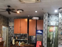 大堂-陈三炖鸡馆(金众小区店)