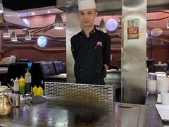 -利昂法式铁板主题餐厅(新奥购物中心店)