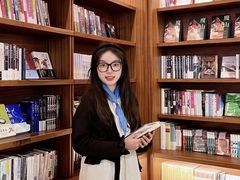 -上海三联书店READWAY(华中首店)