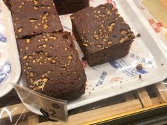 -昆明冠生园·蛋糕·面包(南强街店)