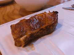 特色本帮熏鱼-涵苑私宴定制(外滩店)