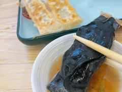 墨鱼锅贴-众品老方子锅贴甜沫(李村店)