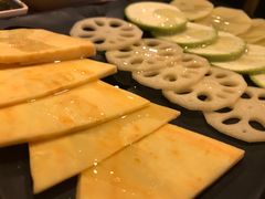 -唯成•韩国炭火烤肉 유성고기