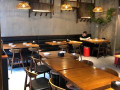 大堂-炉小二铜锅牛蛙•川湘菜(三里屯店)