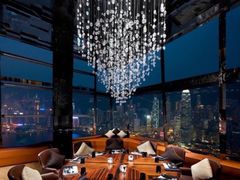 -OZONE 顶楼酒吧(香港丽思卡尔顿酒店)
