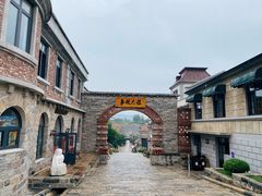 -清风小镇闯关东影视基地