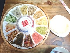 -怪噜范·老贵阳街头名小吃(云上方舟店)