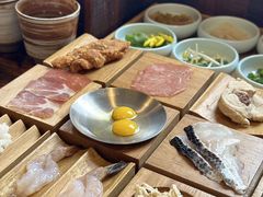 -银米·云南传统过桥米线(双廊黑金冠店)