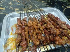 -马克力木手抓炕锅烤羊肉(盐湖一小区店)