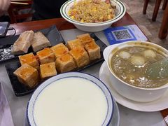 -黄师奶甜品店