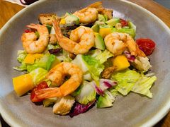 柠檬汁拌扒鲜虾牛油果沙拉-G+KITCHEN(龙湖狮山天街店)