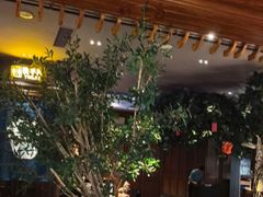 -八府香鸭·啫啫煲(华山路店)