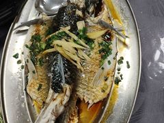 -盛得农家美食·无花果浸鸡·古法烧鸡·竹筒饭(白水寨森林海店)