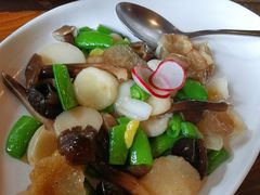 竹耳炒黑鸡枞菌-临家闽南菜(大唐店)