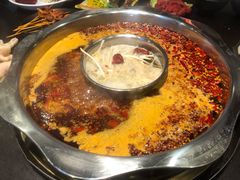 -渝宗老灶火锅(巴国城店)