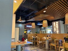 大堂-肖四女乐山跷脚牛肉(南汇大学城生活广场店)