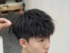 -鸿通城购物中心