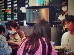-CowCow其其·牛杂咖啡公司(六运店)