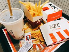 -肯德基(成山路地铁站店)