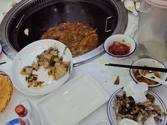 -丹水桥地锅鱼·翘嘴鲌·地方特色全鱼宴(丹江口大坝店)